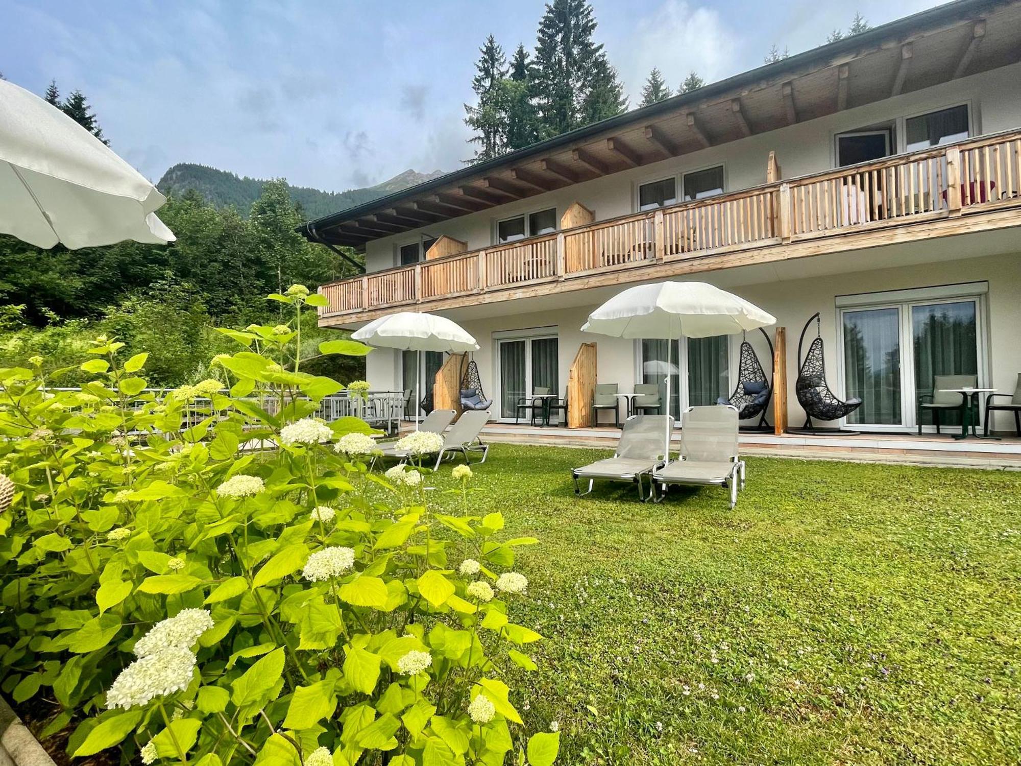 Sweet Cherry - Boutique & Guesthouse Tyrol Ίνσμπρουκ Εξωτερικό φωτογραφία